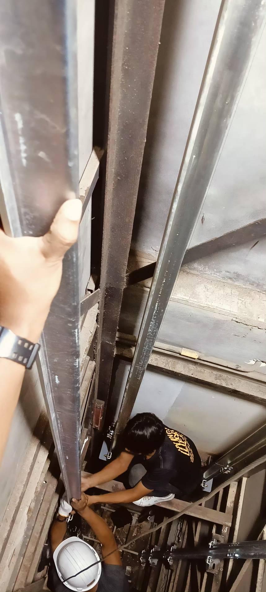 DUMBWAITER ELEVATOR 4